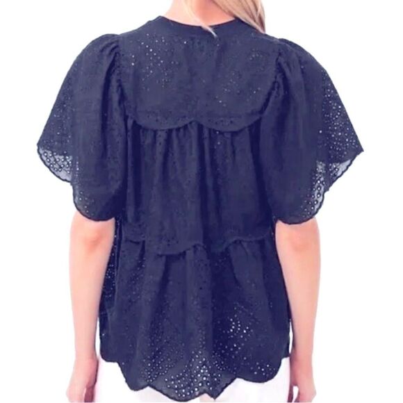 Pomander Place Emi Eyelet Lace Tee- SZ M - Picture 4 of 9